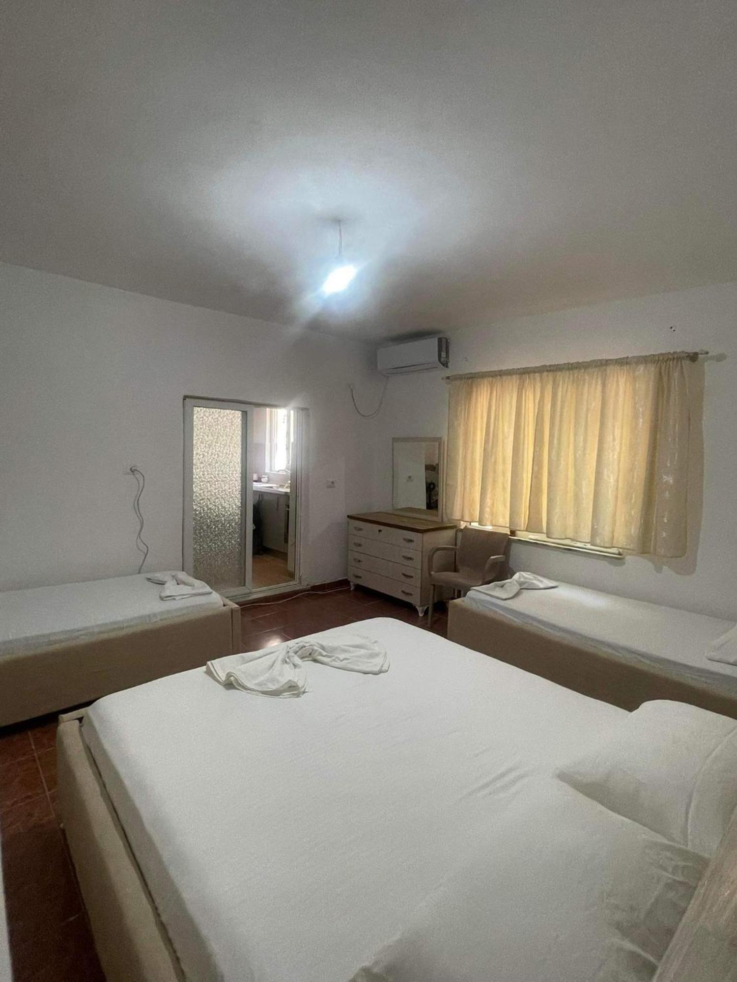 Hostel Gjika