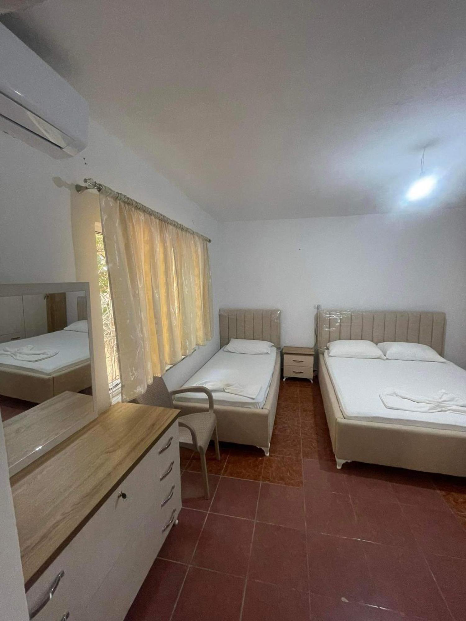 Gjika Hostel Saranda