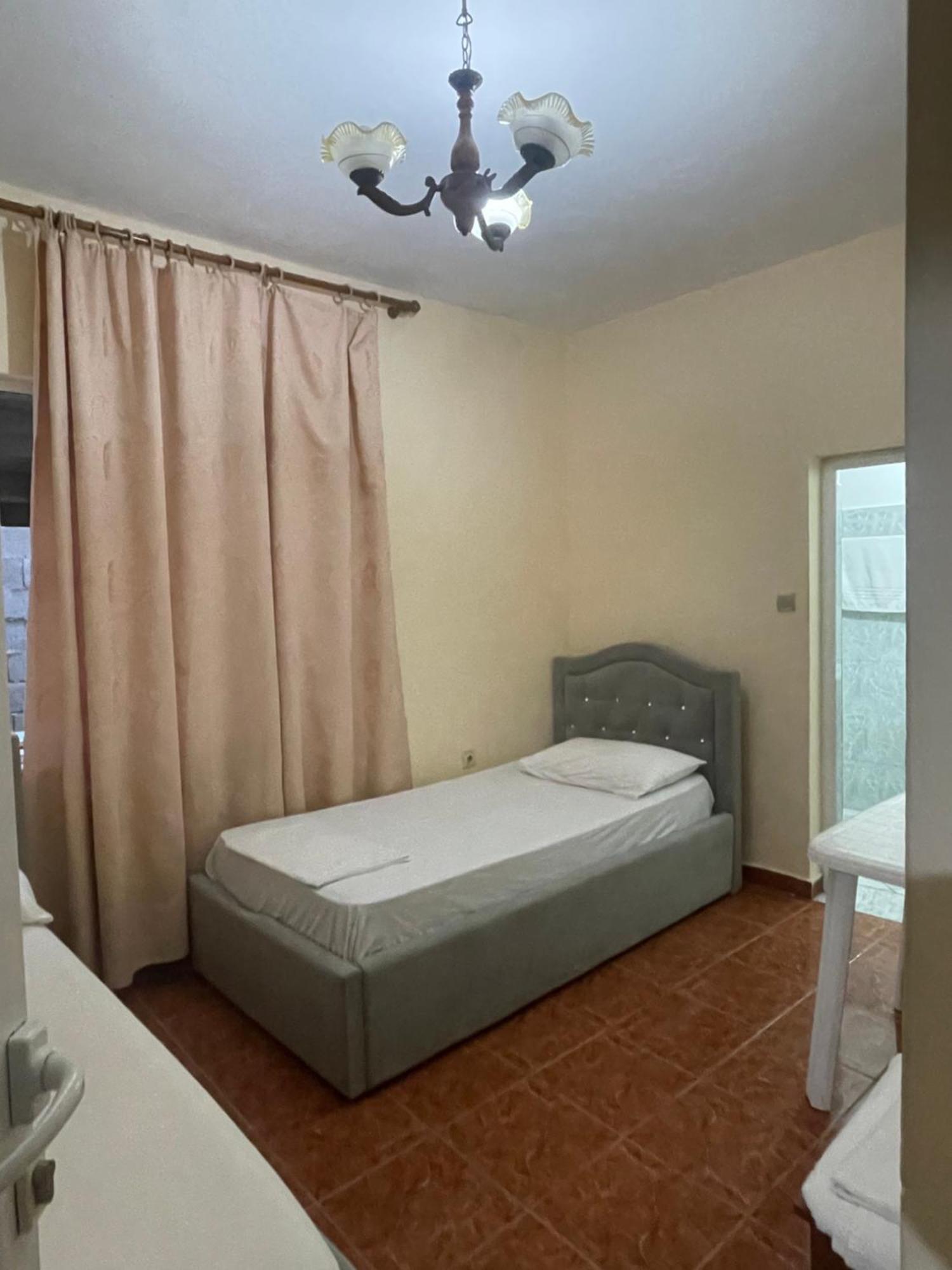 Hostel Gjika