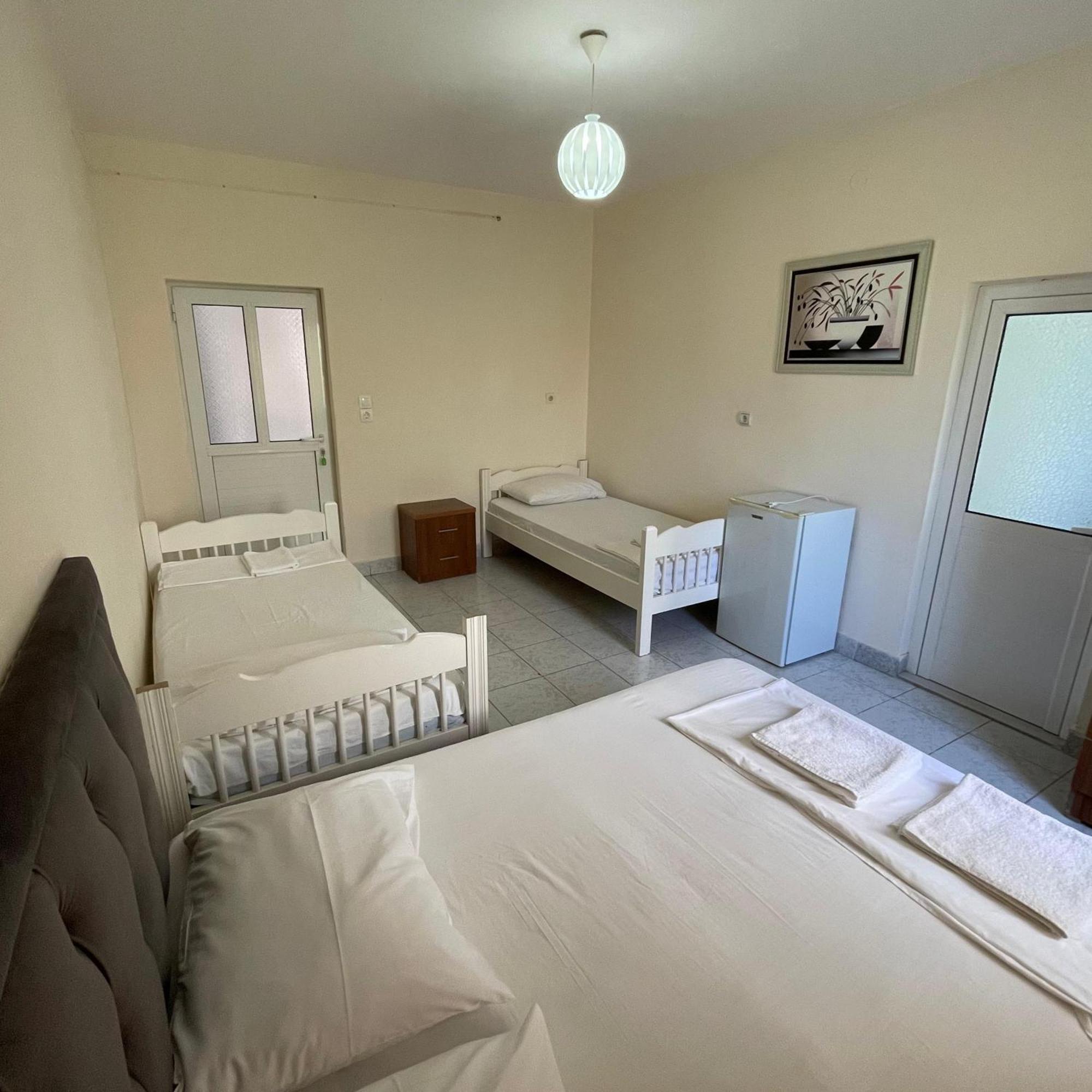 Albergue Gjika *